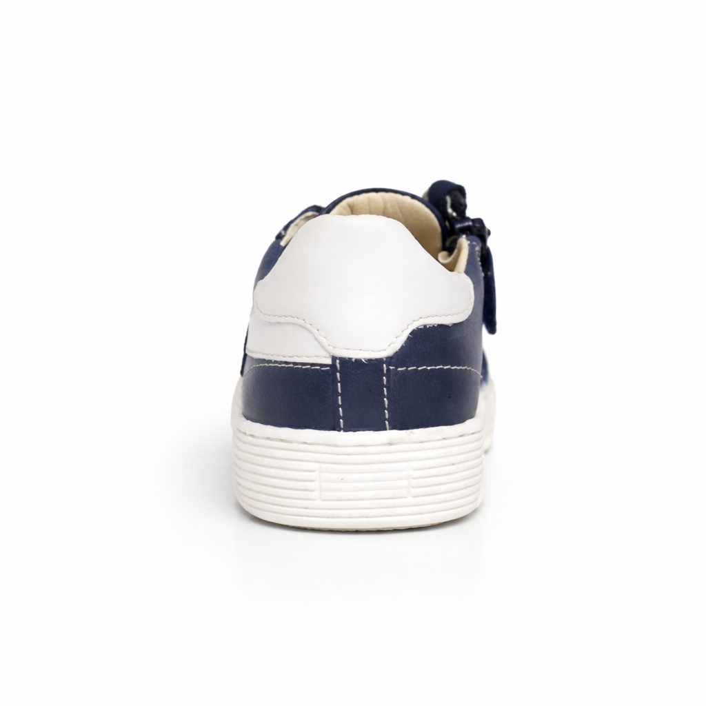 SNEAKERS 02